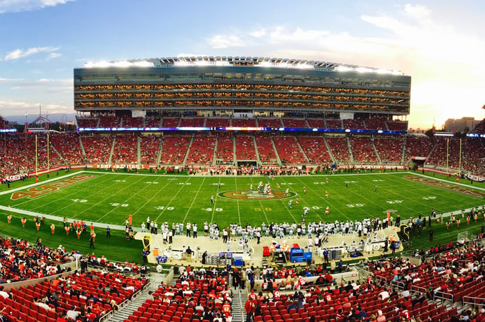 49ers-empty-stadium-game-presentation-mishap-1